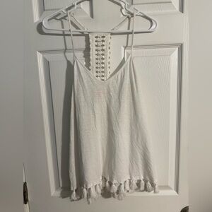 Lilly Pulitzer White Tassel Hem Tank Top – Size Small Crochet Racerback